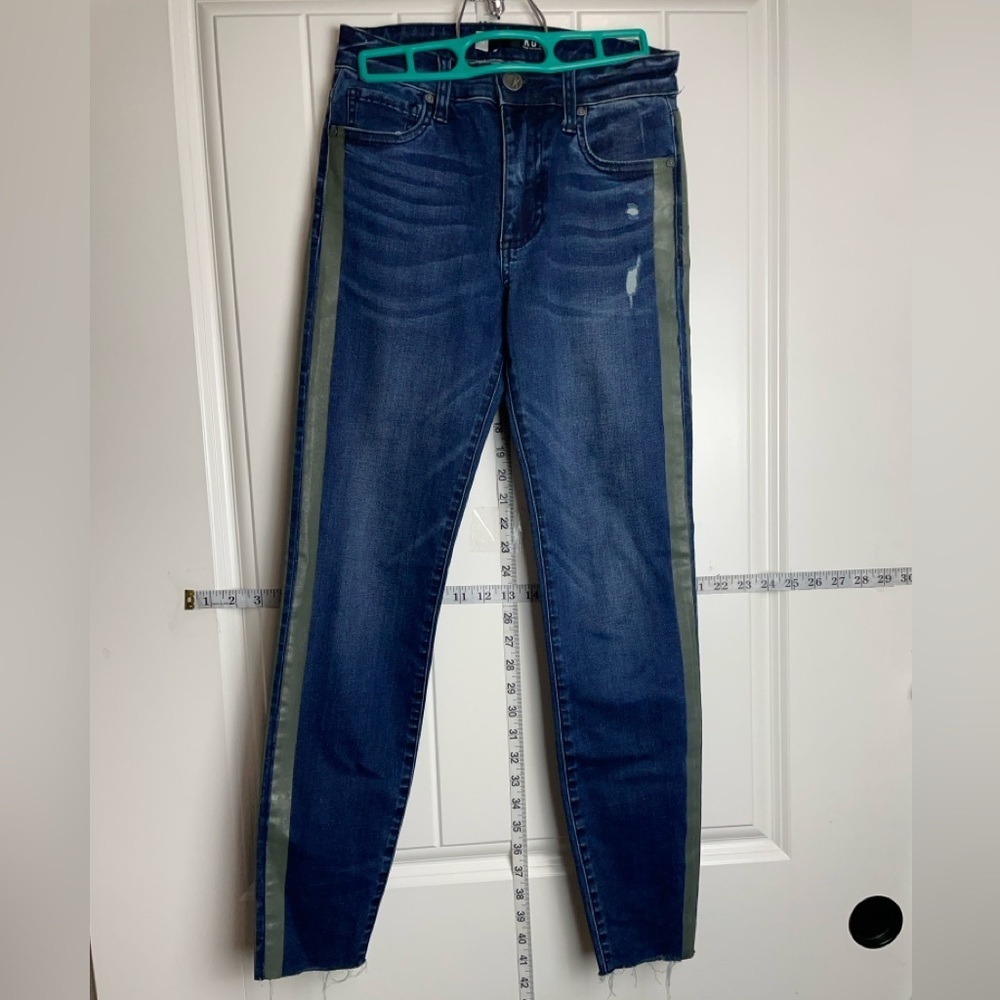 KUT FROM THE KLOTH CONNIE HIGH RISE ANKLE SKINNY Blue Jeans with Green Accents